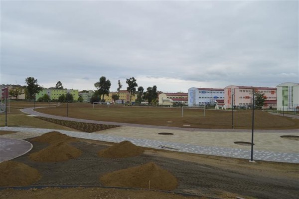 V Parku U Červených domků začala výsadba zeleně