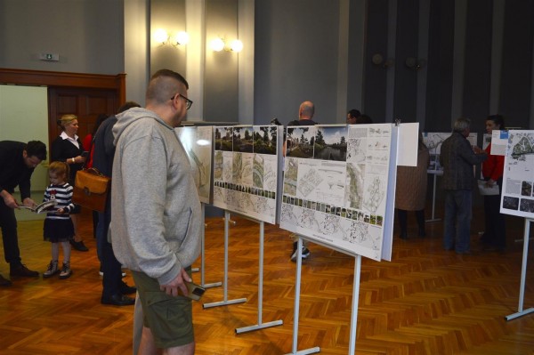 Vernisáž představila soutěžní návrhy projektu Břehy Staré Moravy