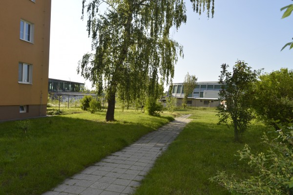 Lidé z bytových domů v Bažantnici diskutovali o dalších úpravách svého okolí