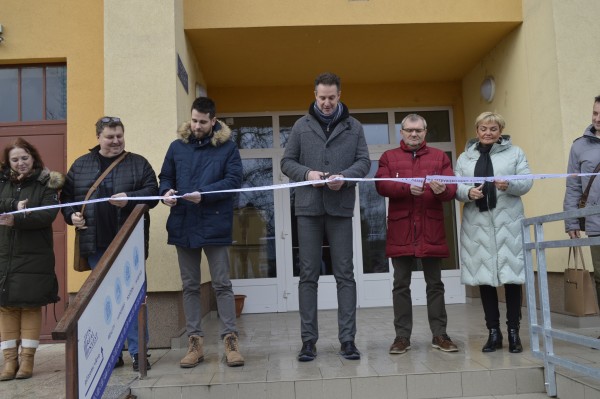 Další z městských budov disponuje bezbariérovým přístupem