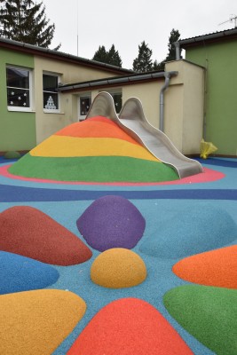 Při opravách mateřských škol se na děti nezapomíná