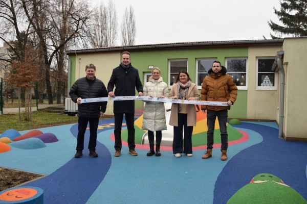 Při opravách mateřských škol se na děti nezapomíná