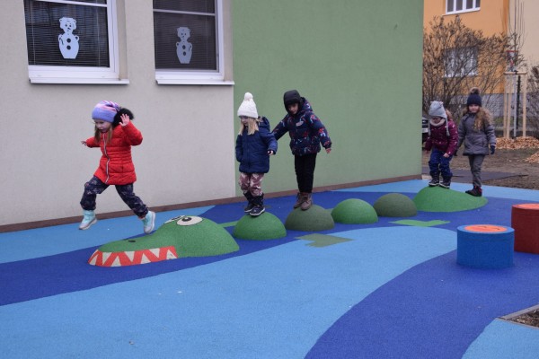 Při opravách mateřských škol se na děti nezapomíná