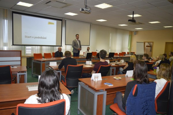 V Hodoníně byl zahájen kurz pro začínající podnikatele