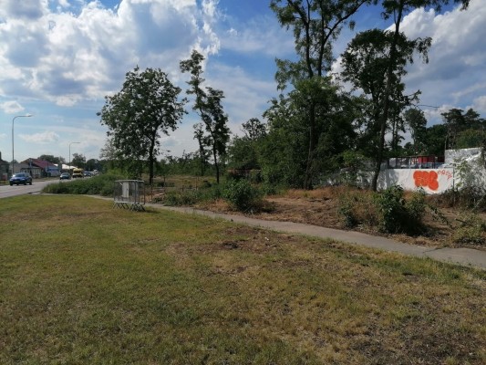 Blíží se stavba stezky na Velkomoravské ulici