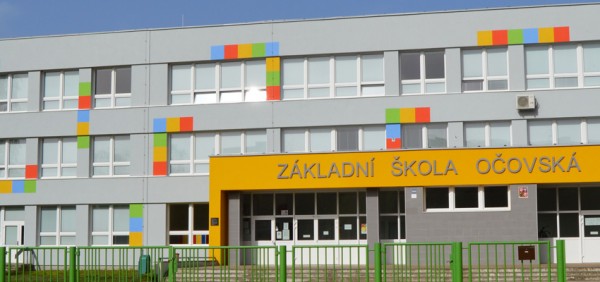 Učíme se hrou – přírodní zahrada ZŠ Hodonín, Očovská