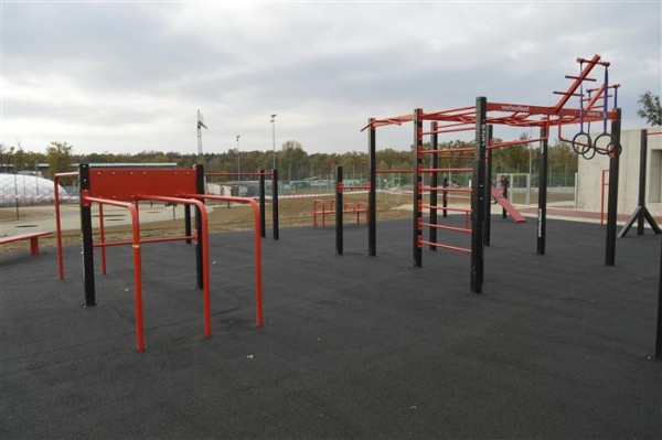 Park U Červených domků má novou dominantu