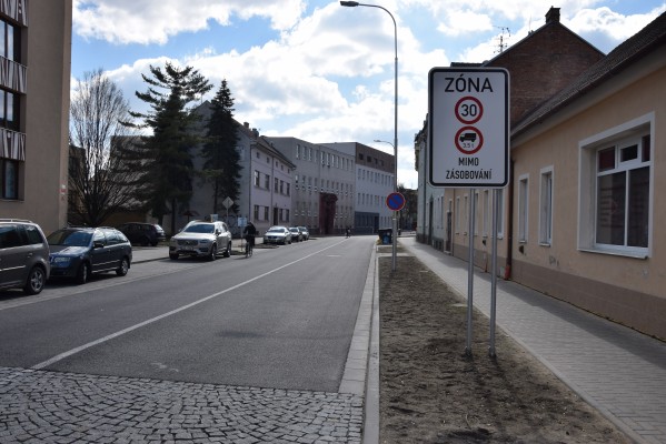 Ulice Dobrovolského